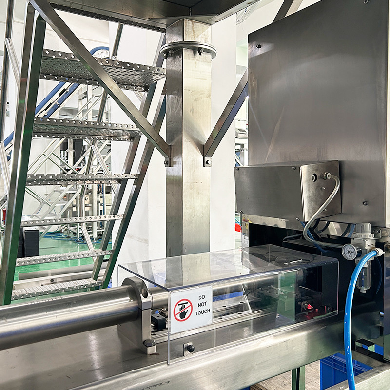 Genaue und effiziente automatische Waage und Kartonverpackung für Ribeye-Steaks Schraub-Mehrköpfige Waage